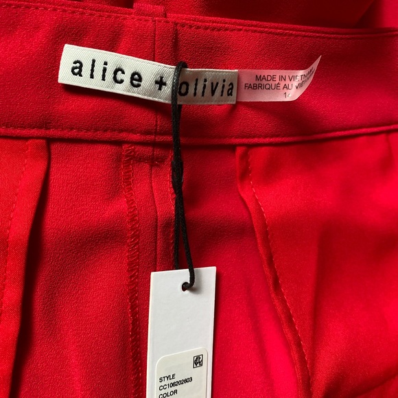 Final Price! Alice + Olivia Dawson V Drop Waist Shorts, Size 14 Red - Picture 5 of 12